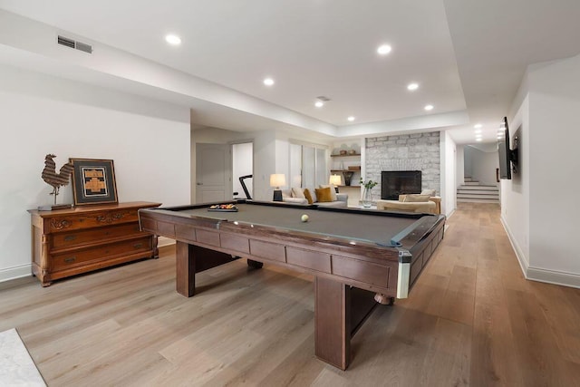 2989 Old Path Rd, Blacklick, OH 43004 - game room featuring light wood-style floors, baseboards, a raised ceiling, billiards table, and recessed lighting