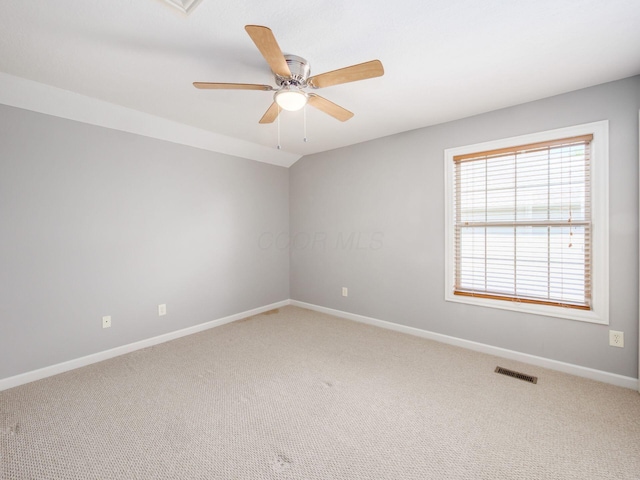 6628 Dalmore Ln, Dublin, OH 43016 - unfurnished room featuring baseboards, light carpet, and a ceiling fan