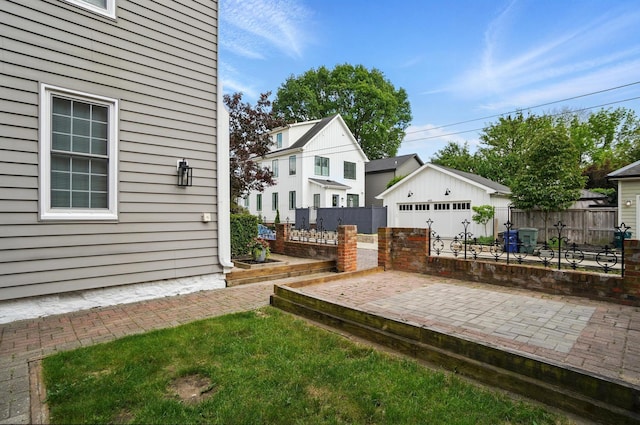 446 E Beck St, Columbus, OH 43206 - view of yard with fence and a patio