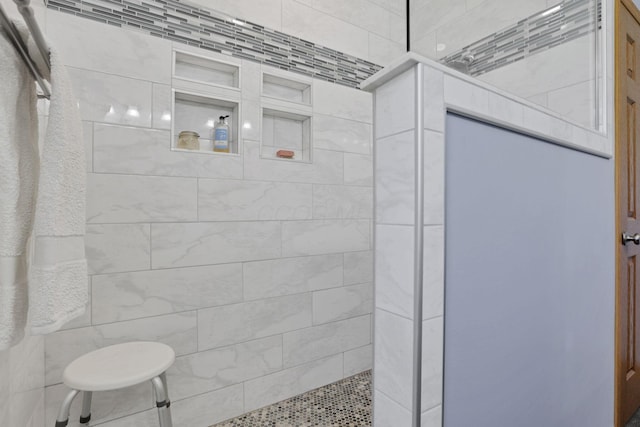 80 Baltimore Somerset Rd NW, Baltimore, OH 43105 - full bath featuring tiled shower