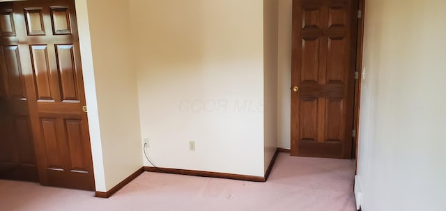 4993 Shadycrest Rd, Columbus, OH 43229 - unfurnished bedroom with carpet floors and baseboards