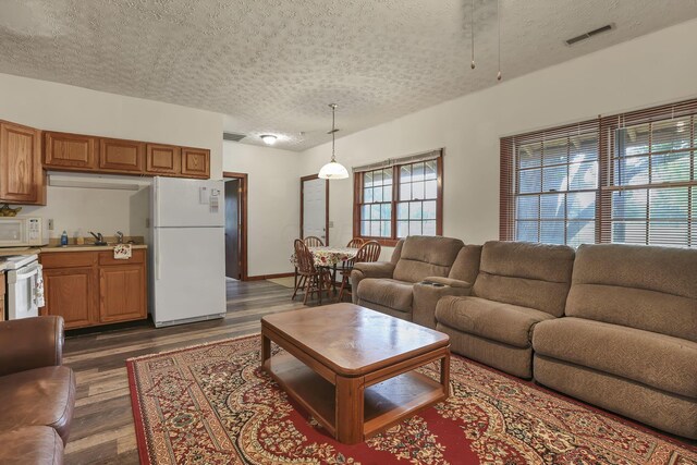 1011 London Groveport Rd, Grove City, OH 43123 - photo 19