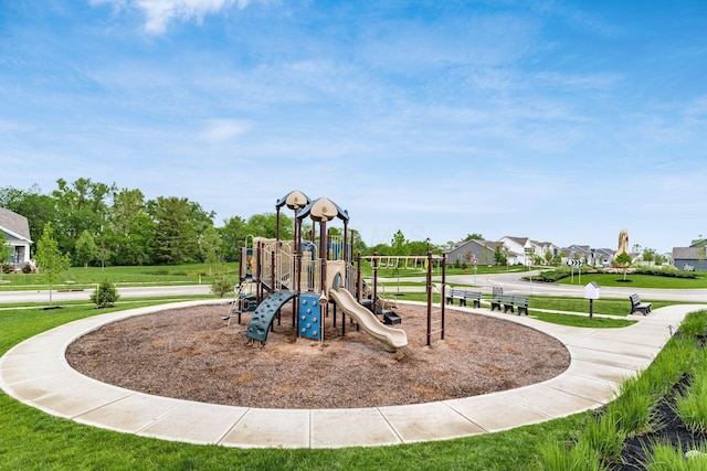 417 Oakland Hills Loop, Commercial Point, OH 43116 - community playground featuring a yard