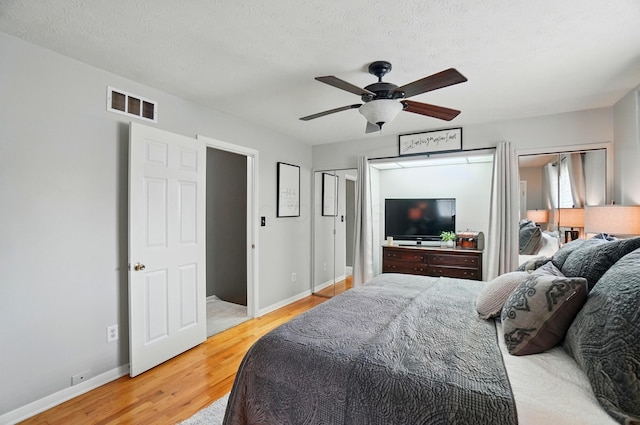 723 W Winmar Pl, Westerville, OH 43081 - bedroom with wood finished floors, baseboards, and a ceiling fan