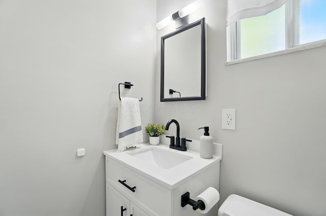723 W Winmar Pl, Westerville, OH 43081 - bathroom featuring toilet and vanity