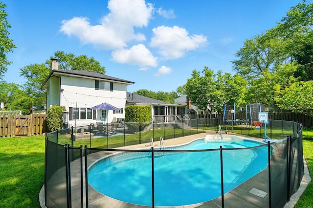 723 W Winmar Pl, Westerville, OH 43081 - view of pool featuring a gate