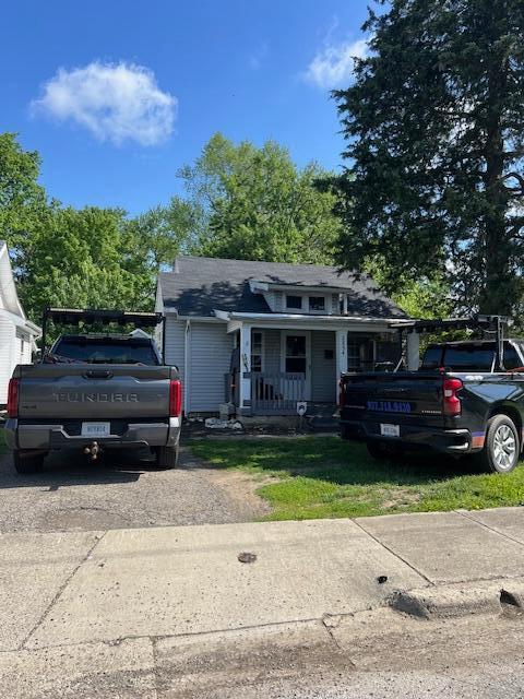 2854 E 11th Ave, Columbus, OH 43219 - bungalow with covered porch and driveway