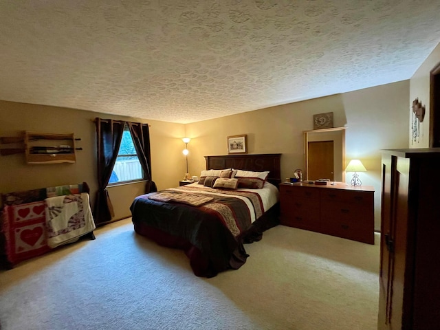 346 Instone Dr, Reynoldsburg, OH 43068 - bedroom with a textured ceiling and light carpet