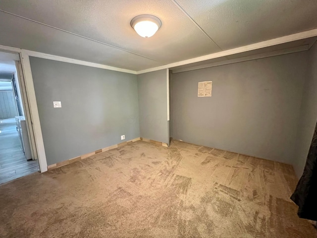 1904 Thornton-Spung Rd, Kingston, OH 45644 - unfurnished room with carpet floors and a textured ceiling
