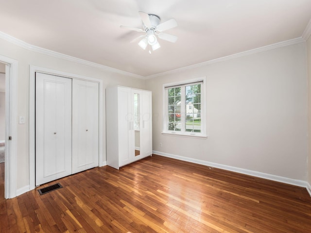 2356 Swansea Rd, Columbus, OH 43221 - unfurnished bedroom featuring wood-type flooring, baseboards, ornamental molding, and ceiling fan