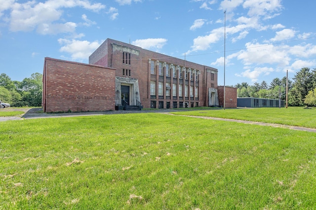 1712 Courtright Rd, Columbus, OH 43227
