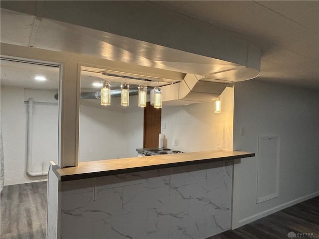 4367 Helena Ct, Springfield, OH 45503 - community bar area featuring dark wood finished floors