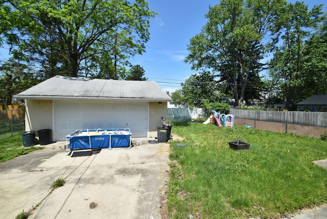 4510 Broadhurst Dr, Columbus, OH 43213 - view of detached garage