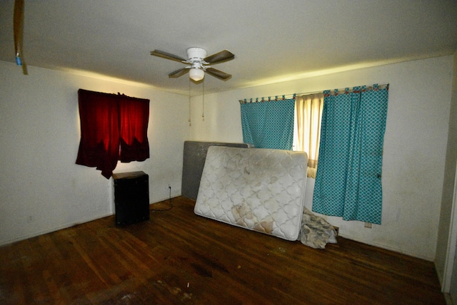 4510 Broadhurst Dr, Columbus, OH 43213 - bedroom featuring wood finished floors and ceiling fan