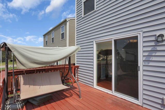7429 Willow Leaf Dr, Canal Winchester, OH 43110 - view of wooden terrace