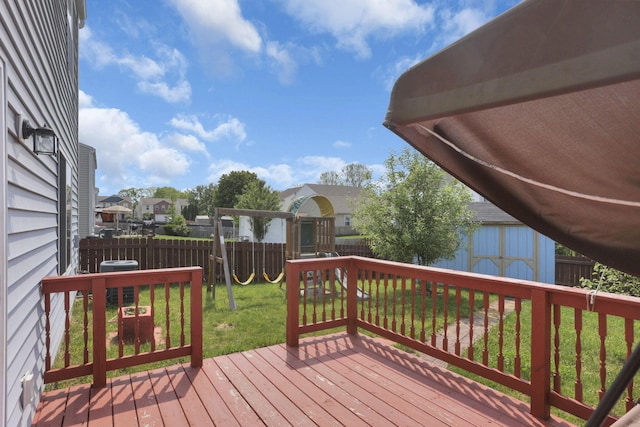 7429 Willow Leaf Dr, Canal Winchester, OH 43110 - deck featuring a playground and a residential view