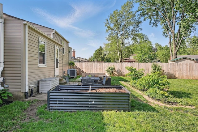 651 Dovalon Pl, Galloway, OH 43119 - view of yard featuring cooling unit