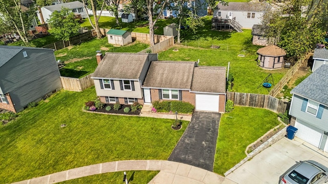 651 Dovalon Pl, Galloway, OH 43119 - aerial perspective of suburban area