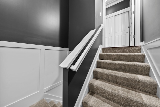 5568 Lexington Dr, Hilliard, OH 43026 - staircase with wainscoting