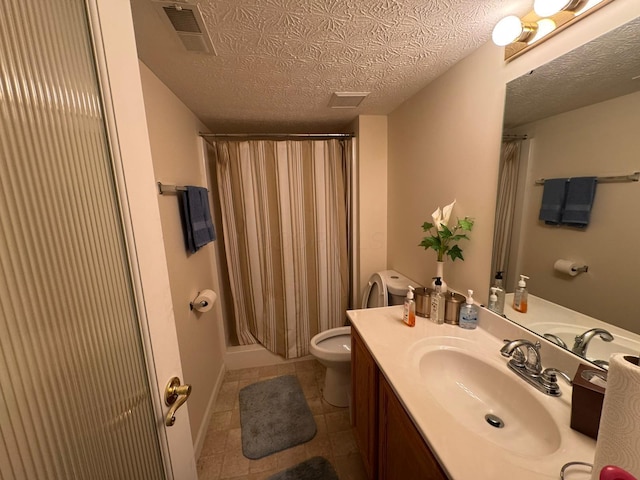 310 Abbey Ave, Lithopolis, OH 43136 - bathroom featuring toilet, vanity, tile patterned flooring, and curtained shower