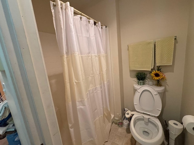 310 Abbey Ave, Lithopolis, OH 43136 - full bathroom with toilet and curtained shower
