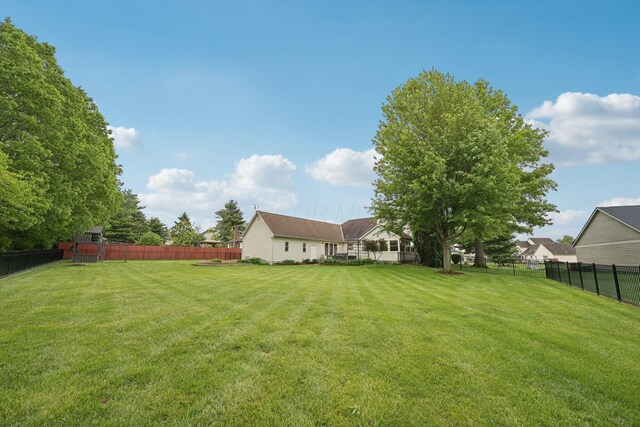 8628 N Spring Ct, Pickerington, OH 43147 - view of yard