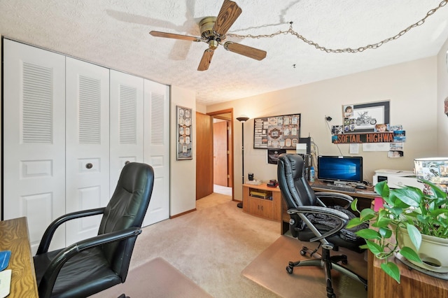 8177 Maugham Dr, Reynoldsburg, OH 43068 - office space featuring light carpet, a ceiling fan, and a textured ceiling