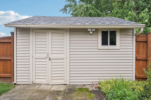 8177 Maugham Dr, Reynoldsburg, OH 43068 - view of outdoor structure