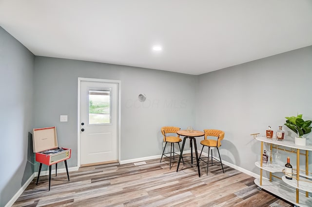 12323 Ringer Ln, Leesburg, OH 45135 - dining room featuring wood finished floors, baseboards, and recessed lighting