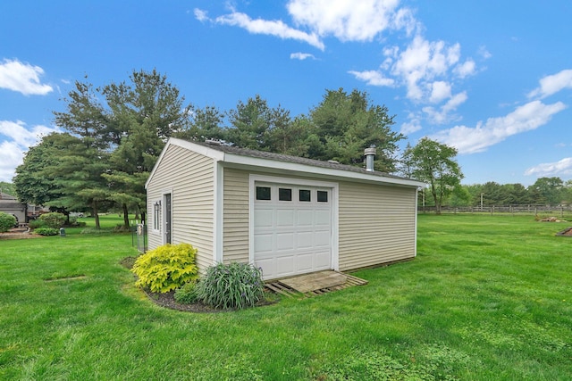 11831 Woodbridge Ln NW, Baltimore, OH 43105 - view of garage