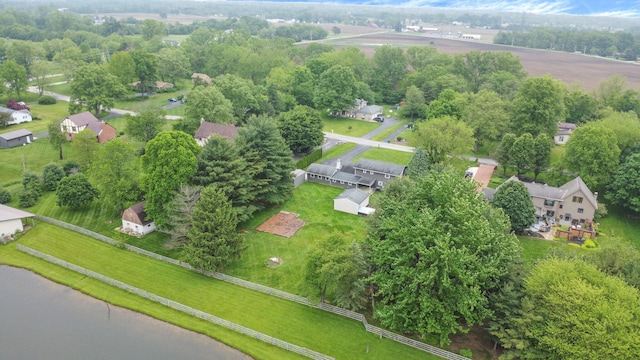 11831 Woodbridge Ln NW, Baltimore, OH 43105 - aerial view of property and surrounding area with a large body of water