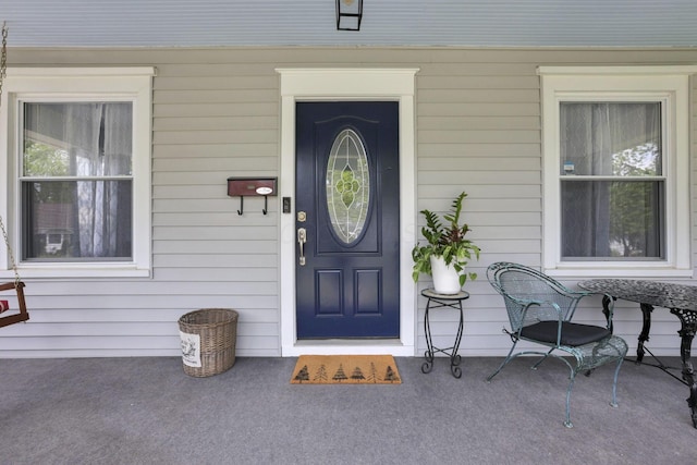 207 Jefferson Rd, Newark, OH 43055 - doorway to property featuring a porch