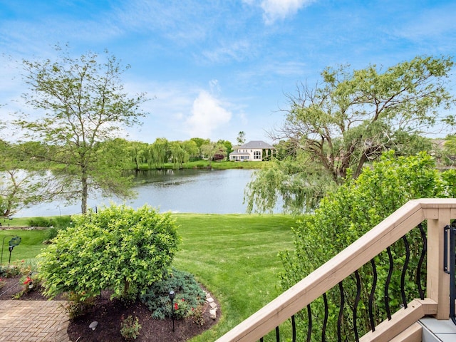 8171 Campden Lakes Blvd, Dublin, OH 43016 - water view