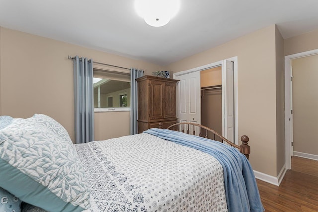 4015 Mountview Rd, Upper Arlington, OH 43220 - bedroom with baseboards, wood finished floors, and a closet