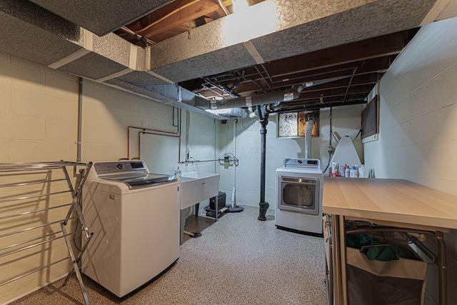 4015 Mountview Rd, Upper Arlington, OH 43220 - laundry area with washer and dryer