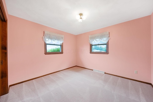 2580 Applewood Ln NE, Lancaster, OH 43130 - carpeted empty room featuring baseboards
