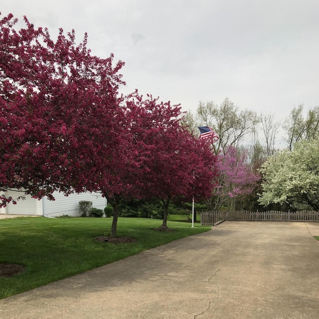 2580 Applewood Ln NE, Lancaster, OH 43130 - view of concrete surface