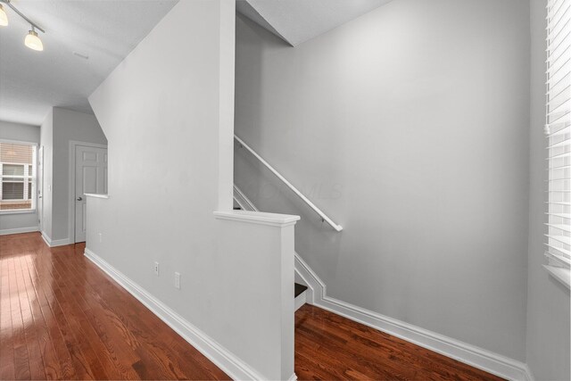 1396 Lower Green Cir, Columbus, OH 43212 - photo 16