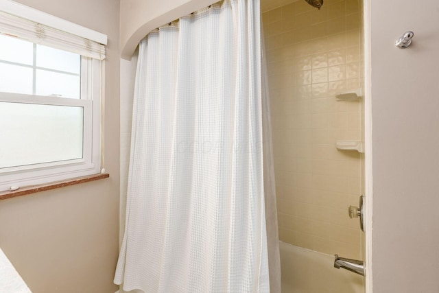 2008 N Edgemont Rd, Upper Arlington, OH 43212 - bathroom featuring shower / bath combo with shower curtain