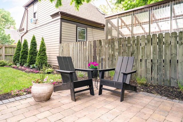 432 E Kossuth St, Columbus, OH 43206 - view of patio