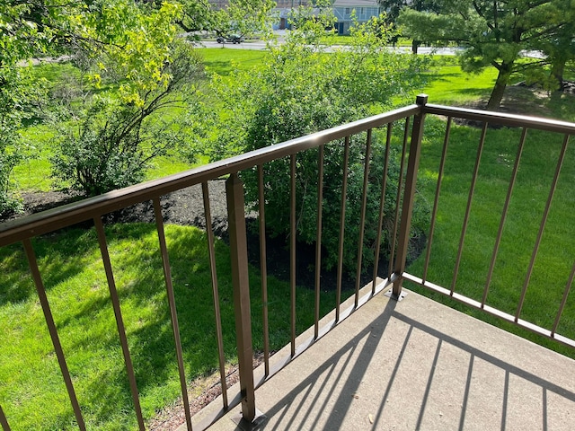 3965 Karl Rd Unit 200, Columbus, OH 43224 - view of balcony