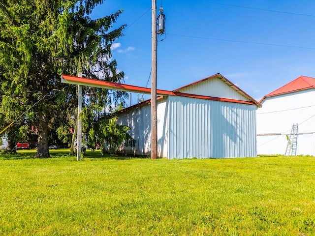 4842 State Route 734, Jeffersonville, OH 43128 - view of pole building featuring a yard