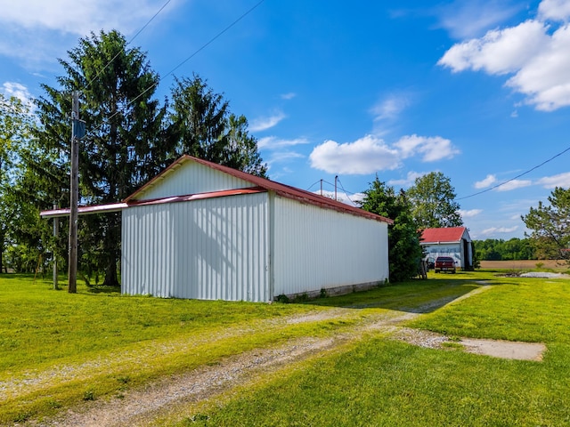 4842 State Route 734, Jeffersonville, OH 43128 - view of pole building with a lawn
