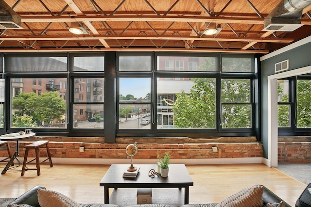 956 N High St Unit 2W, Columbus, OH 43201 - view of sunroom / solarium