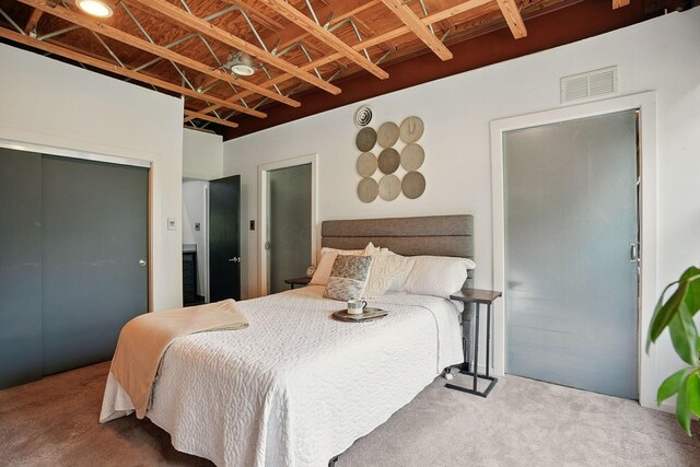 956 N High St Unit 2W, Columbus, OH 43201 - view of carpeted bedroom