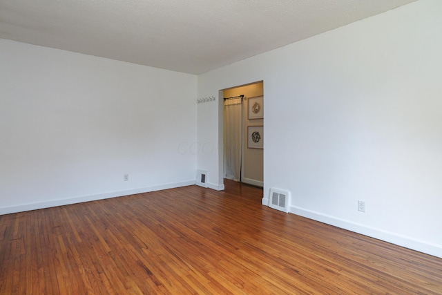 68 N Broadleigh Rd, Columbus, OH 43209 - spare room with wood finished floors and baseboards