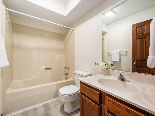 1288 Millstone Sq, Westerville, OH 43081 - full bathroom featuring wood finished floors, tub / shower combination, toilet, and vanity