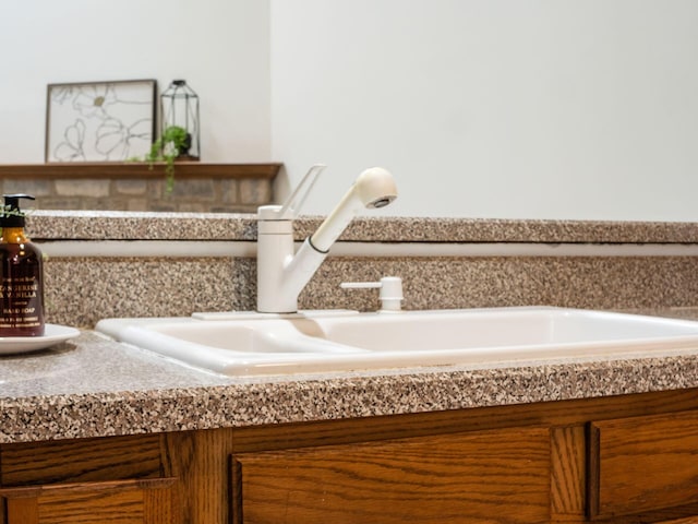 1288 Millstone Sq, Westerville, OH 43081 - detailed view of a sink