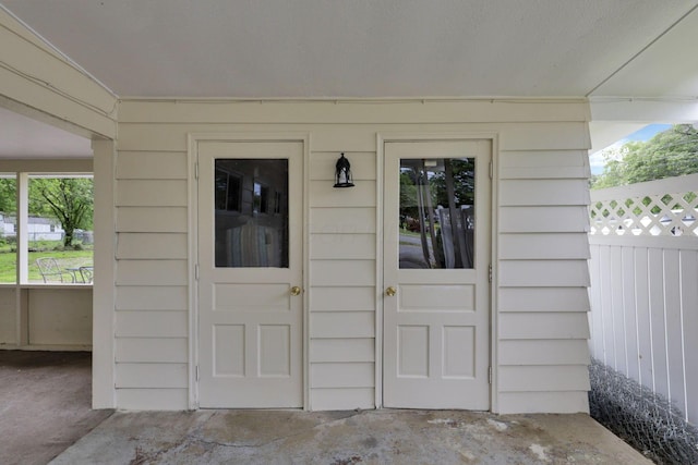 269 N 30th St, Newark, OH 43055 - view of property entrance