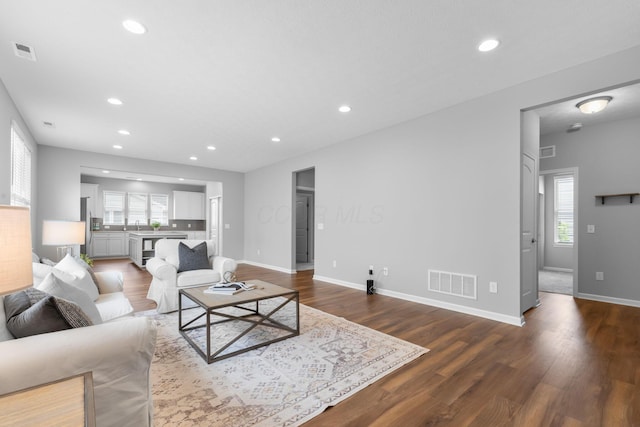 6051 Limewood Dr, Westerville, OH 43081 - living room with recessed lighting, wood finished floors, and baseboards